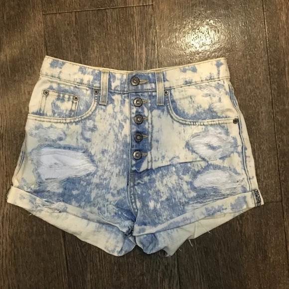 Carmar High Waisted Button Fly Acid Wash Denim Shorts Women’s Size 24 - Picture 5 of 7
